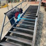 Se requiere Soldador/Herrero para Escalera Metálica